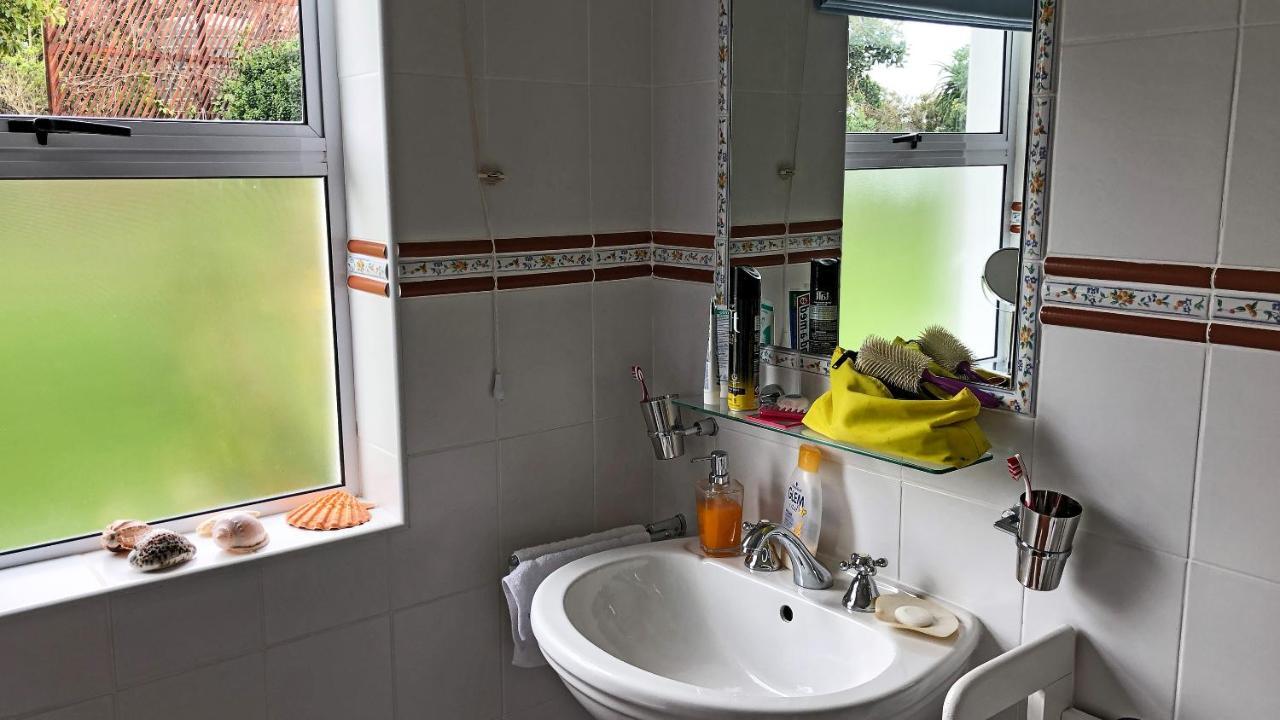 Somerset Sights B&B Съмърсет Уест Екстериор снимка